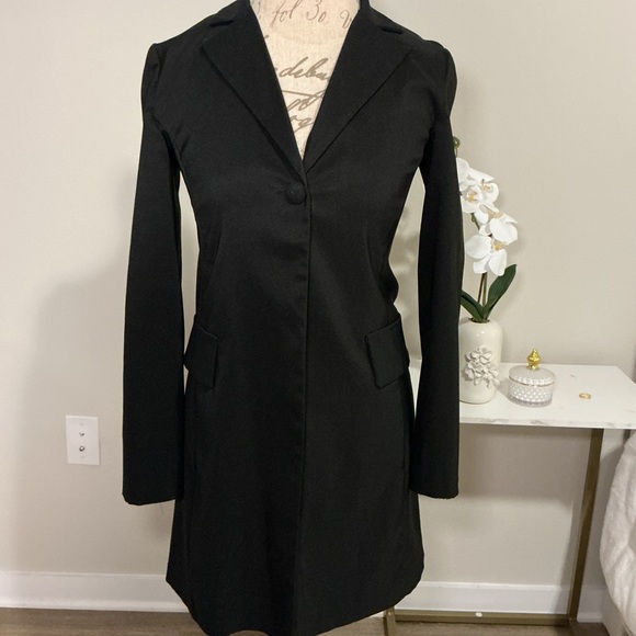 XOXO Jackets & Blazers - Vintage XOXO lightweight Black Women's Coat